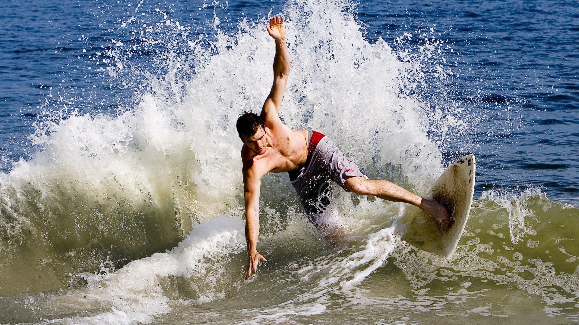 开云体育app-奥运之夜，布克化身大场面先生，关键战中的王者风范与篮球艺术